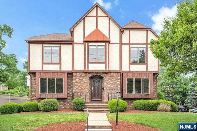 property at 23 Bohnert Pl