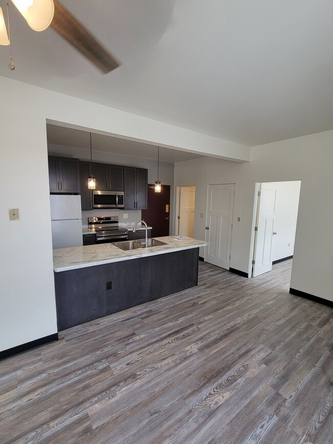 property at 103 N Wisconsin St