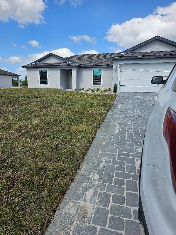 839 Yellowbird Dr in Ft. Myers, FL - Building Photo - Building Photo