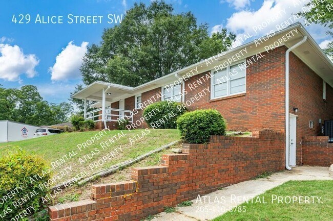 429 Alice St in Bessemer, AL - Building Photo - Building Photo