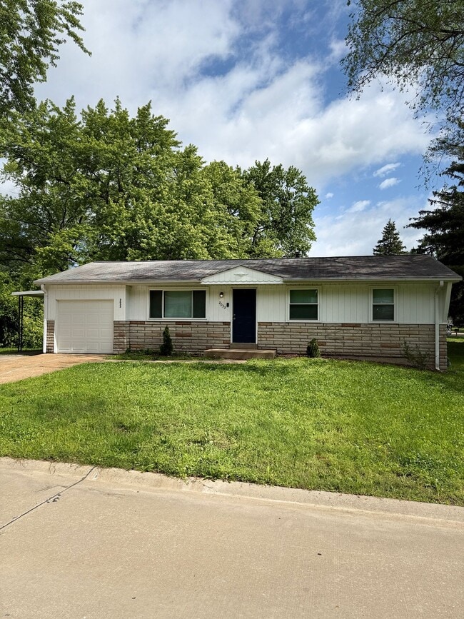 property at 2033 Bella Clare Dr