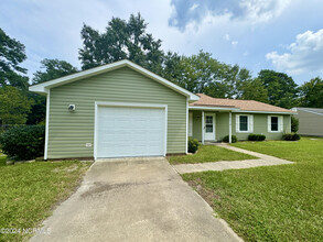 1610 RaceTrack Rd in New Bern, NC - Building Photo - Building Photo
