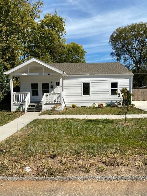 property at 1119 Pierce St