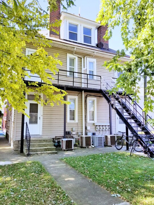 1496 Michigan Ave in Columbus, OH - Building Photo