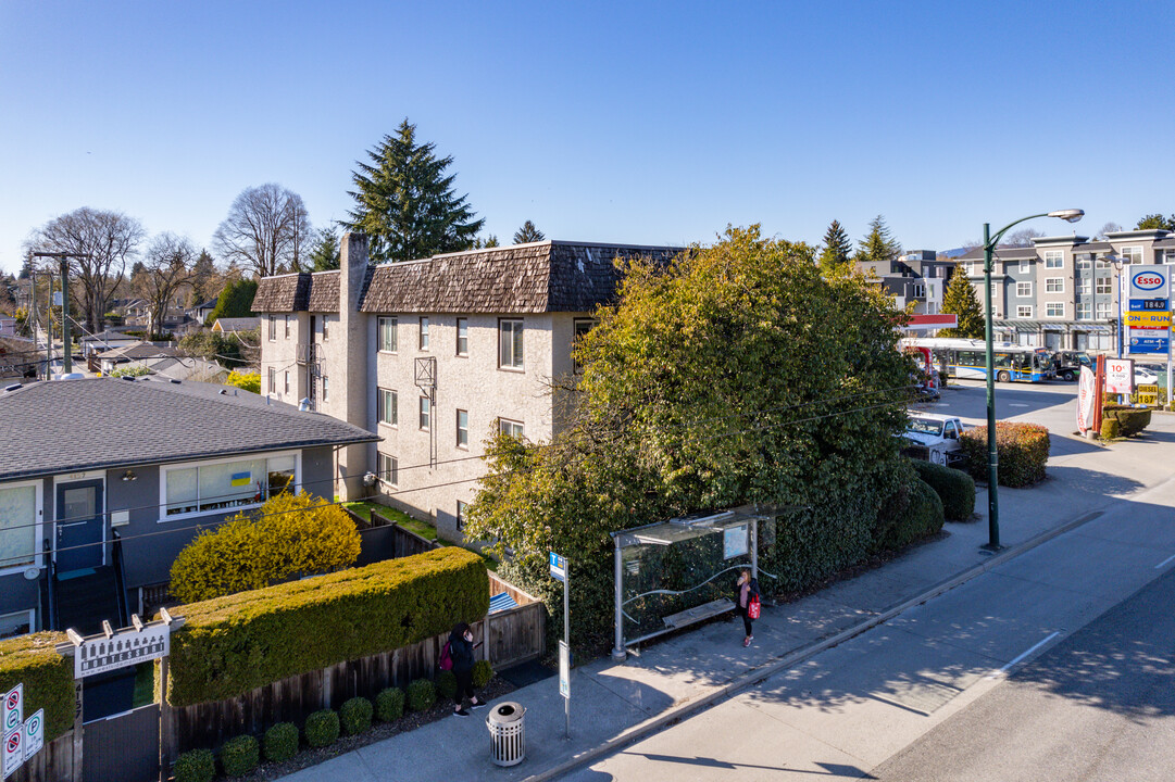 Glen Ken in Vancouver, BC - Building Photo