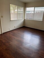 55-57 St Francis Dr in Chico, CA - Building Photo