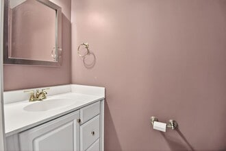 6322 John Charles Landing in Centreville, VA - Building Photo - Building Photo