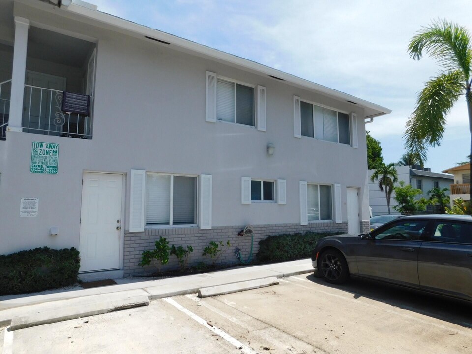 825 NE 6th St in Fort Lauderdale, FL - Building Photo