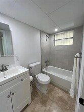1478 NW 1st St in Miami, FL - Building Photo - Building Photo