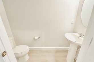 471 Rivanna Hl Rd in Glen Allen, VA - Building Photo - Building Photo