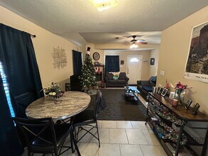 815 Ave A in College Station, TX - Building Photo - Building Photo