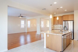 381 W Miramonte Dr in Mountain House, CA - Building Photo - Building Photo