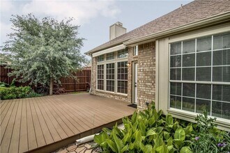 11017 Knoxville Ln in Frisco, TX - Foto de edificio - Building Photo