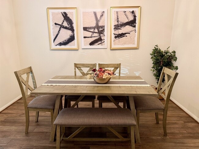 property at 142 E Spindle Tree Cir