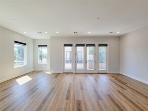 905 Quitman St in Houston, TX - Building Photo - Building Photo