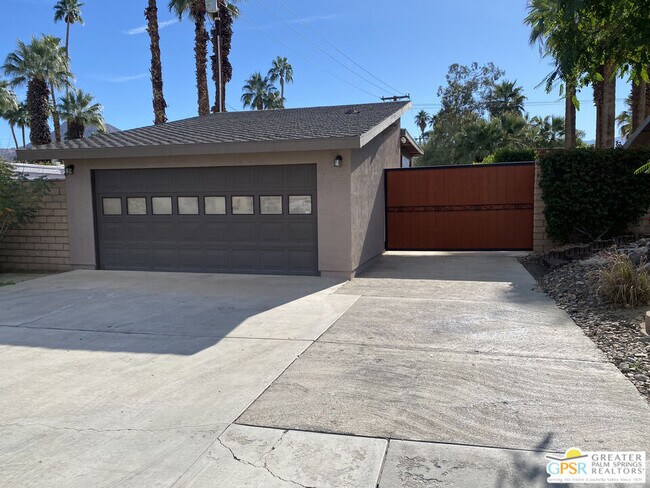 74619 Fairway Dr in Palm Desert, CA - Building Photo - Building Photo