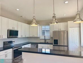 3755 Pebblebrook Ct in Coconut Creek, FL - Building Photo - Building Photo