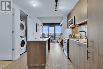 10 James St in Ottawa, ON - Building Photo - Building Photo