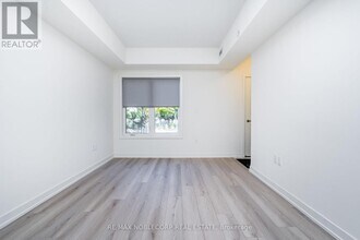 58 Elizabeth St S in Richmond Hill, ON - Building Photo - Building Photo