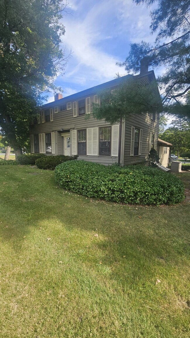 property at 427 Loudon Rd