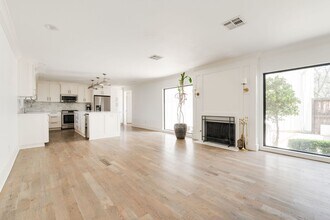 1209 NW 63rd St in Nichols Hills, OK - Building Photo - Building Photo