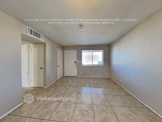 1013 W Frito Ave in Mesa, AZ - Foto de edificio - Building Photo