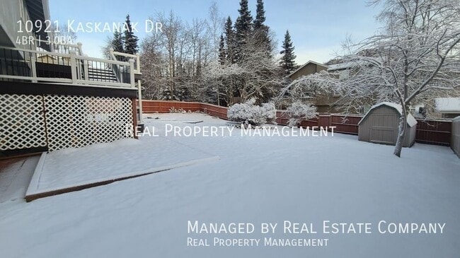 10921 Kaskanak Dr in Anchorage, AK - Building Photo - Building Photo