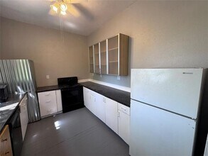 411-A N Tyler St in Dallas, TX - Building Photo - Building Photo