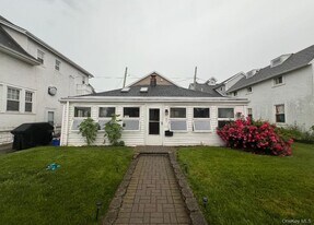 3 July Walk in Long Beach, NY - Building Photo