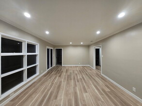 12715 Glynn Ave in Downey, CA - Building Photo - Building Photo