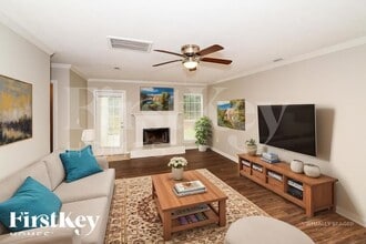 122 Carriage Dr in Alabaster, AL - Building Photo - Building Photo