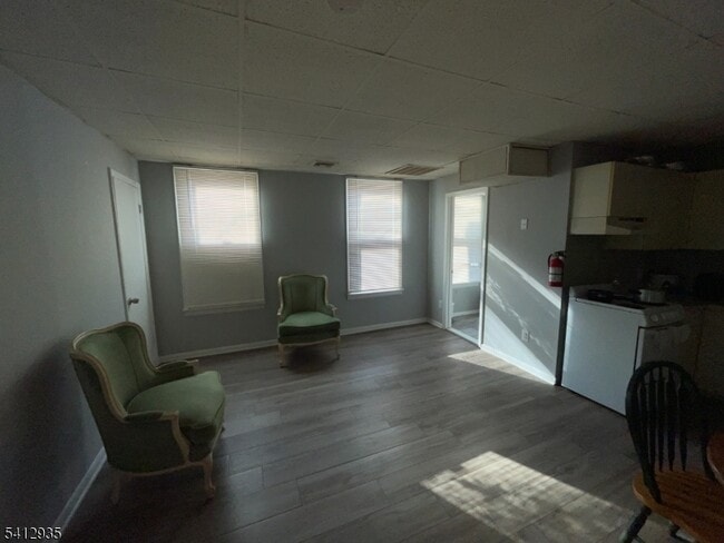 44 N Sussex St in Dover, NJ - Building Photo - Building Photo