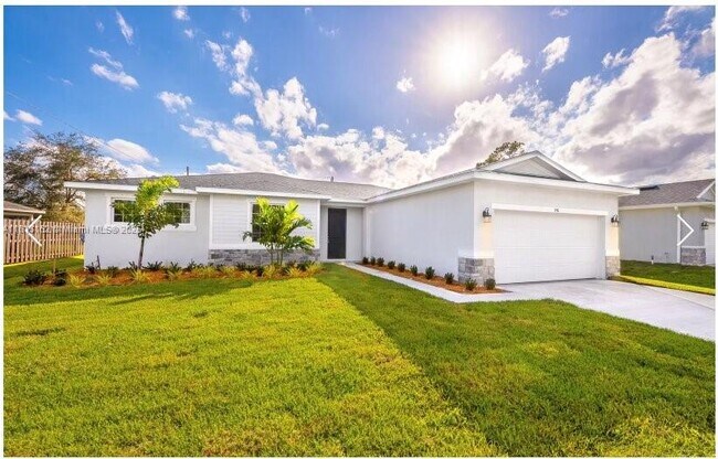 property at 872 SW Harvard Rd