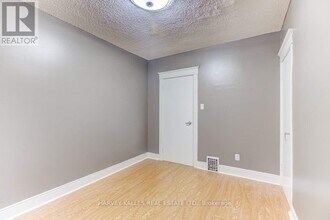 1215-1215 Bathurst St in Toronto, ON - Building Photo - Building Photo