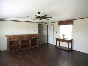 2191 Crockett Rd in Sanger, TX - Building Photo - Building Photo