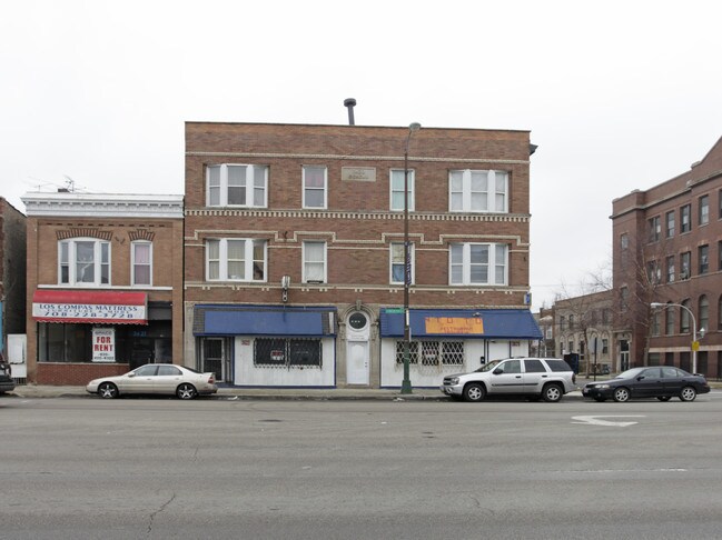 3623-3625 W North Ave in Chicago, IL - Foto de edificio - Building Photo