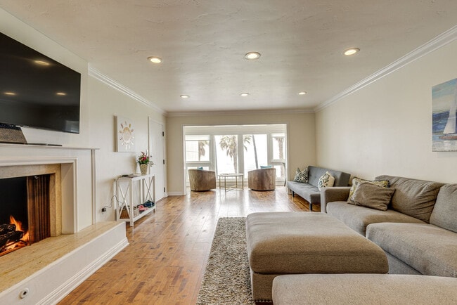 property at 1039 Coast Blvd