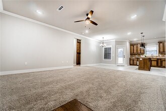 933 Hampton St in Springdale, AR - Building Photo - Building Photo