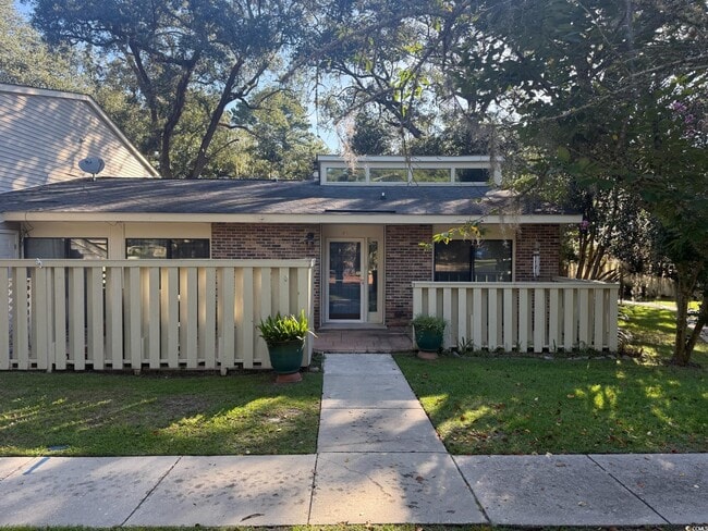 property at 80 Wedgefield Village Rd