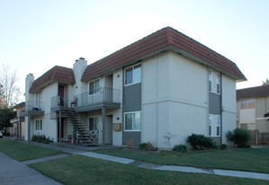 2403-2409 Colina Ct Apartments