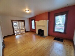 1102 Chicago St in Green Bay, WI - Building Photo - Building Photo