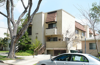 1116 Elm Ave in Glendale, CA - Foto de edificio - Building Photo