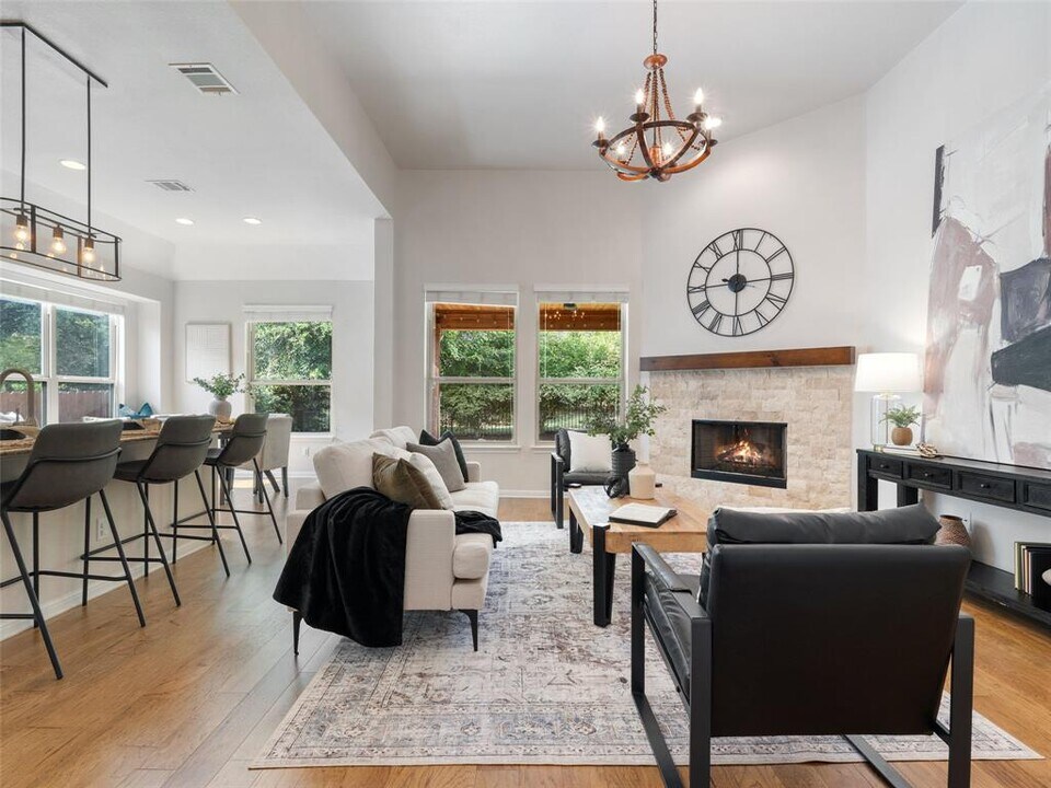 18517 Tanner Bayou Loop in Austin, TX - Building Photo
