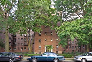 81-10 135th St in Jamaica, NY - Building Photo - Building Photo