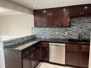 701 Ashlawn Pl in Nashville, TN - Building Photo - Building Photo