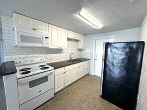 321 9th St Dr W in Palmetto, FL - Building Photo - Building Photo