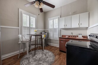 926 Park Pl in Macon, GA - Building Photo - Building Photo