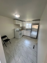 3381 Tess Ave in West Valley City, UT - Building Photo - Building Photo