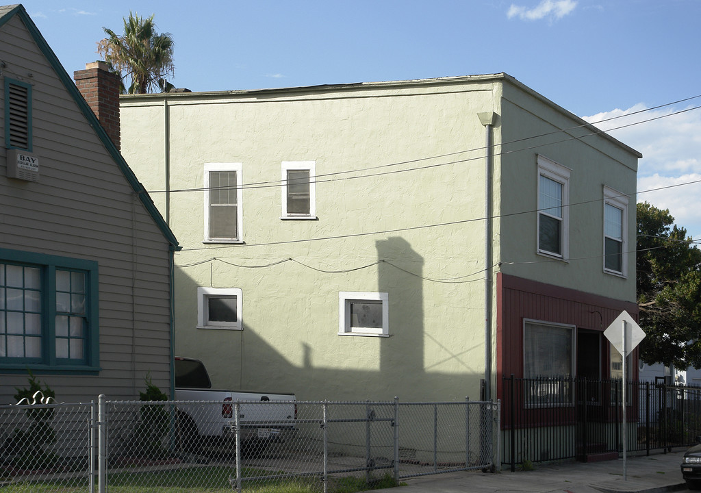 1810 89th Ave in Oakland, CA - Building Photo