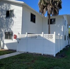 7737 Tamara Lee Ct, Unit 101 in Ft. Myers, FL - Building Photo - Building Photo